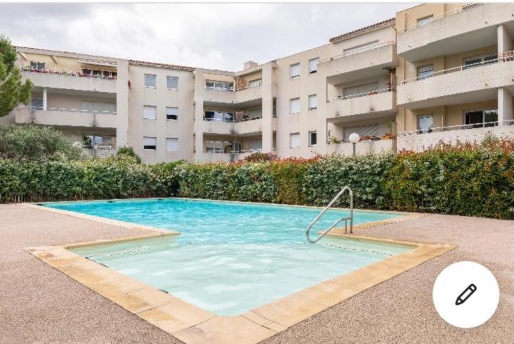 Joli T2/ Tram/ Clim/ Parking/ Wifi/ Piscine Διαμέρισμα Μονπελιέ Εξωτερικό φωτογραφία