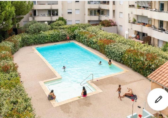 Joli T2/ Tram/ Clim/ Parking/ Wifi/ Piscine Διαμέρισμα Μονπελιέ Εξωτερικό φωτογραφία